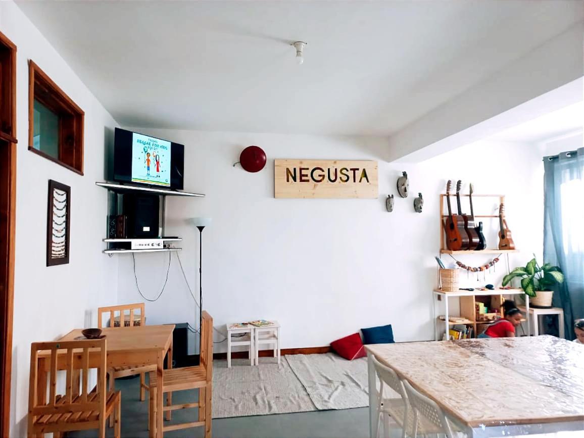 Negusta Arte E Atividades Hostel Praia Ngoại thất bức ảnh